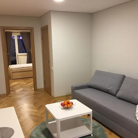 Apartment Oak